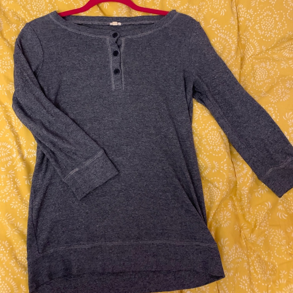 Blue-gray sweatshirt